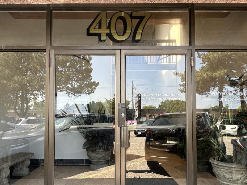 Oakville office: the main entrance